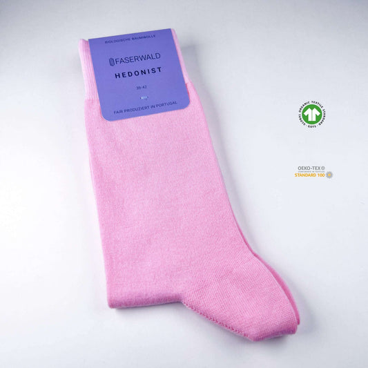 Tragegefühl neu definiert! Erlebe die perfekte Kombination aus Komfort und Nachhaltigkeit. Made in Portugal, based in Hamburg. Baumwollsocken für Damen, Herren und Kinder! Nahtlose Spitzen und verstärkte Belastungszonen.