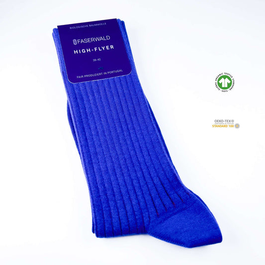Tragegefühl neu definiert! Erlebe die perfekte Kombination aus Komfort und Nachhaltigkeit. Made in Portugal, based in Hamburg. Baumwollsocken für Damen, Herren und Kinder! Nahtlose Spitzen und verstärkte Belastungszonen.
