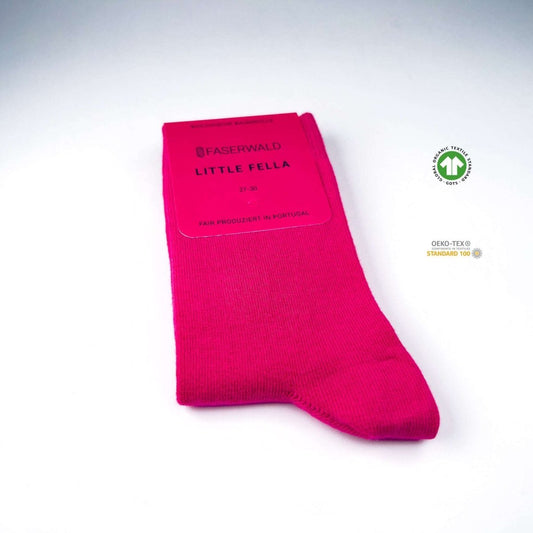 Tragegefühl neu definiert! Erlebe die perfekte Kombination aus Komfort und Nachhaltigkeit. Made in Portugal, based in Hamburg. Baumwollsocken für Damen, Herren und Kinder! Nahtlose Spitzen und verstärkte Belastungszonen.