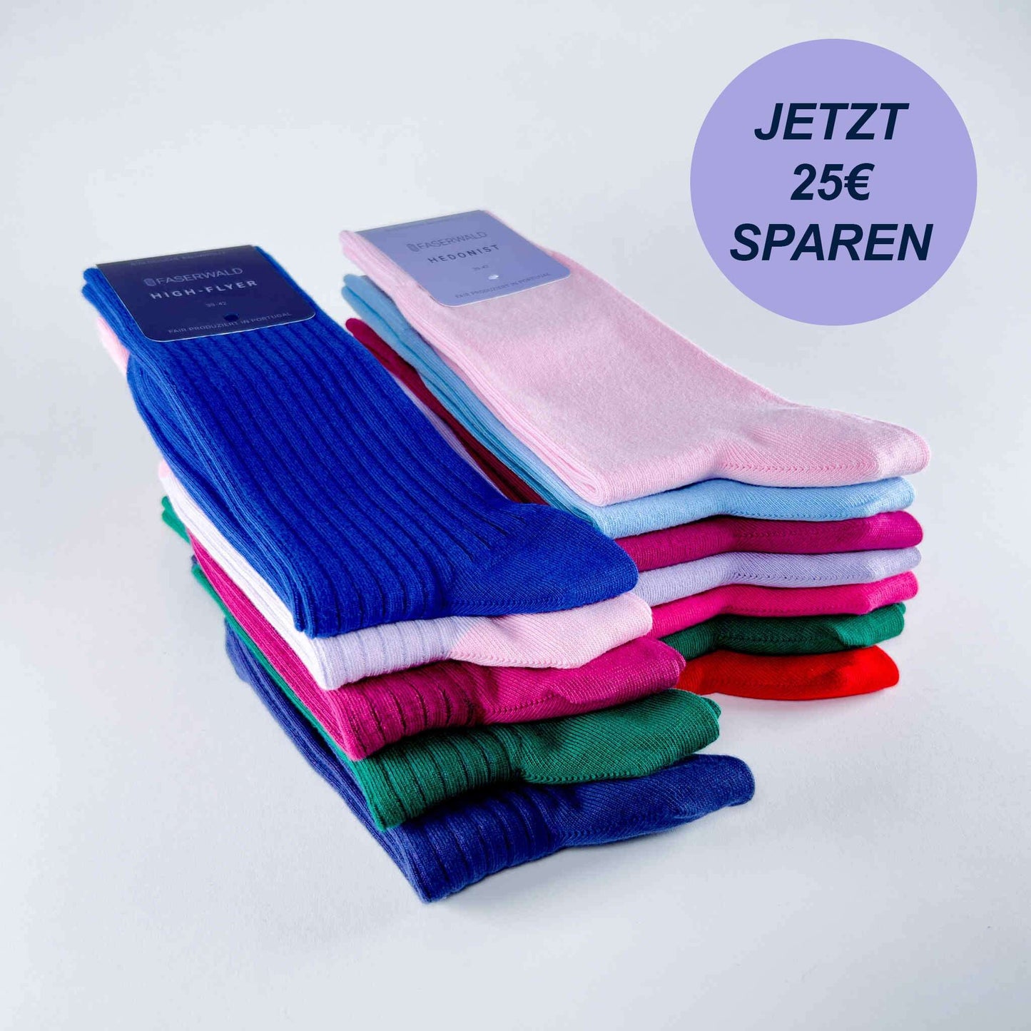 Tragegefühl neu definiert! Erlebe die perfekte Kombination aus Komfort und Nachhaltigkeit. Made in Portugal, based in Hamburg. Baumwollsocken für Damen, Herren und Kinder! Nahtlose Spitzen und verstärkte Belastungszonen.