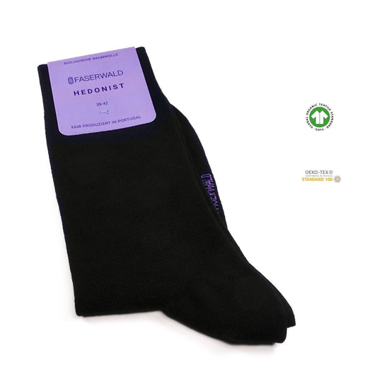 Tragegefühl neu definiert! Erlebe die perfekte Kombination aus Komfort und Nachhaltigkeit. Made in Portugal, based in Hamburg. Baumwollsocken für Damen, Herren und Kinder! Nahtlose Spitzen und verstärkte Belastungszonen.